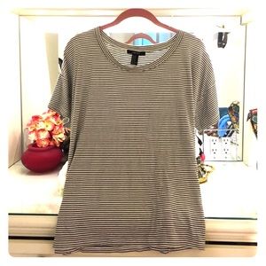 Forever 21 Short Sleeved Tee