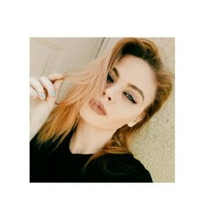 Meet your Posher, Destiny