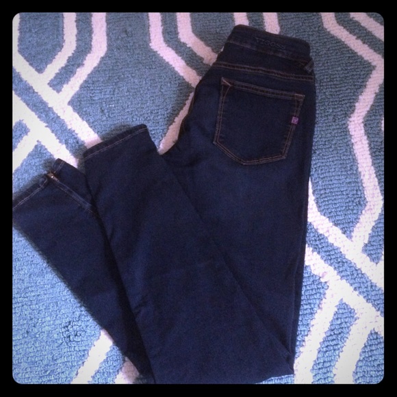 Vigoss "The Jagger" Super Skinny jeans