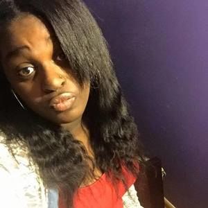 Meet your Posher, Deaniesha