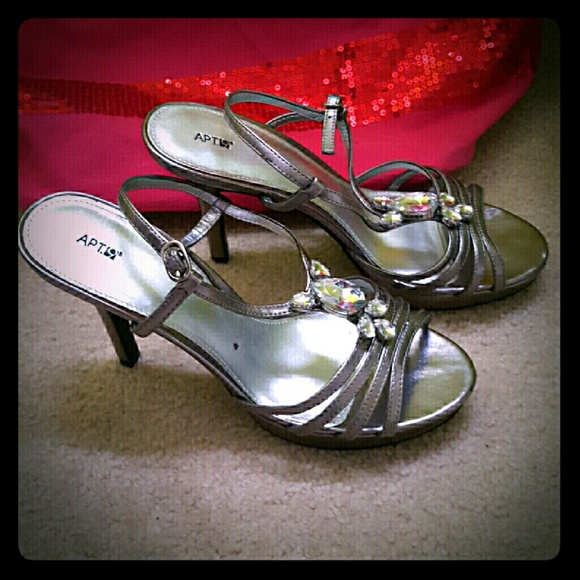 Apt 9 Pewter Gray Shoes