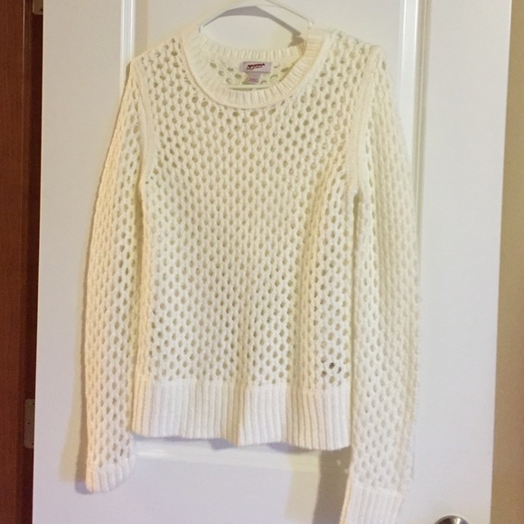Adorable soft knit sweater