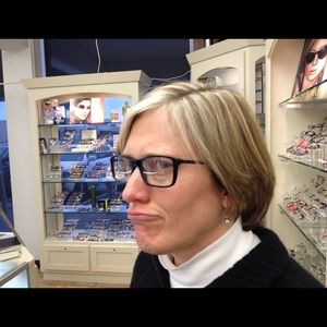 Meet your Posher, Kim