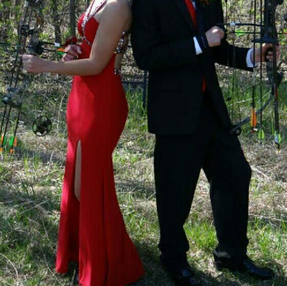 Fancy red prom dress - Picture 3 of 3