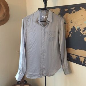 Equipment Femme silver button down silk top XS