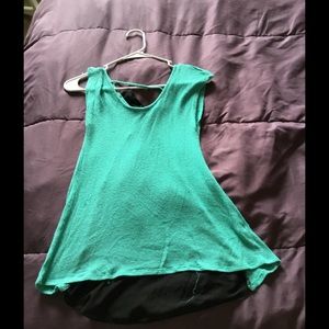 Mint and black top