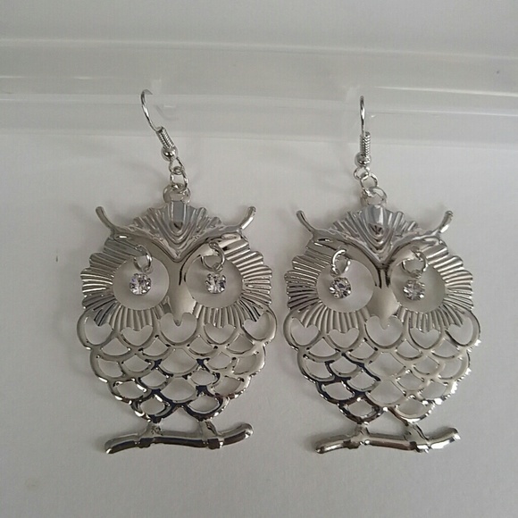 Owl Earrings - Picture 2 of 3