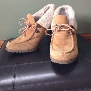 Tan short boots