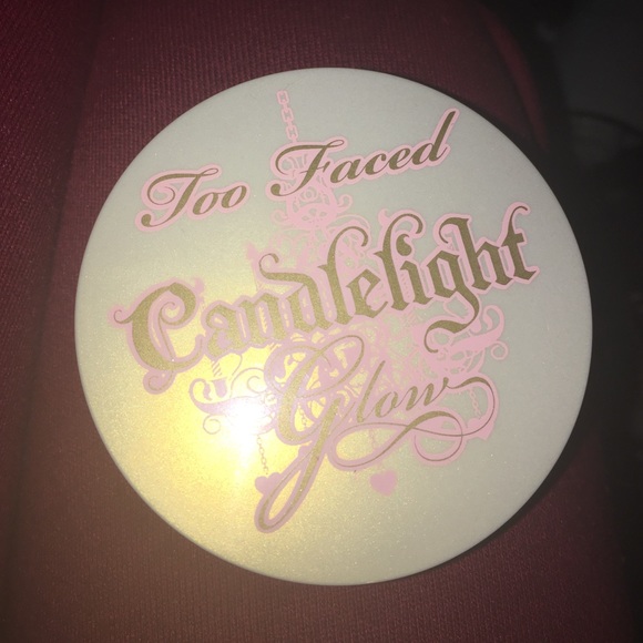 Too Faced Candlelight Glow