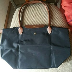 Large Black Le Pliage