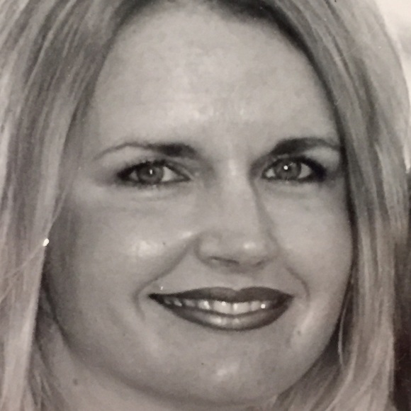 Meet your Posher, Kimberly - Picture 1 of 1