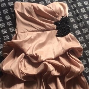 Short Ruffles pink dress
