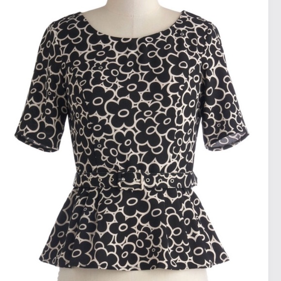 NWT Flowered Modcloth Peplum Belted Top
