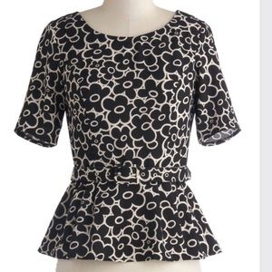 NWT Flowered Modcloth Peplum Belted Top