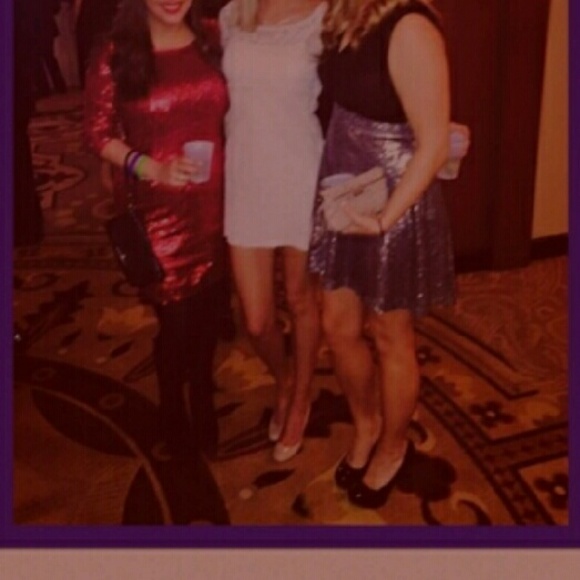 Black and Silver Sequin dress - Picture 3 of 3