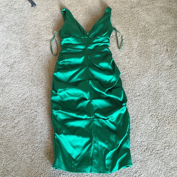 Caché Holiday Dress🎉