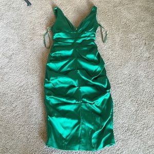 Caché Holiday Dress🎉