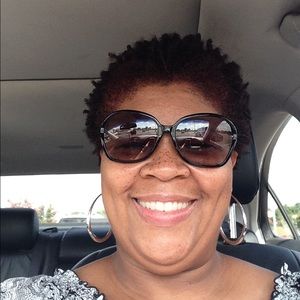 Meet your Posher, Patrice