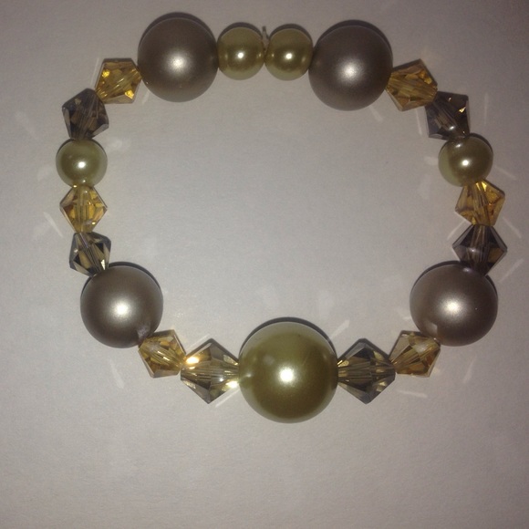 Modern design bracelet ring and earings - Picture 1 of 4