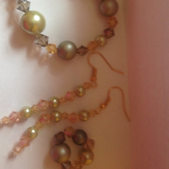 Modern design bracelet ring and earings - Picture 4 of 4