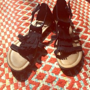 Fringe suede sandal