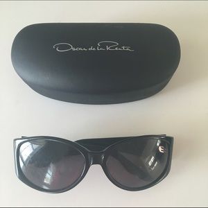 Oscar de la Renta Black Sunglasses