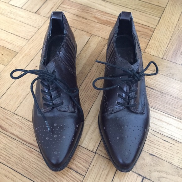 Used Dolce Vita Oxford flats
