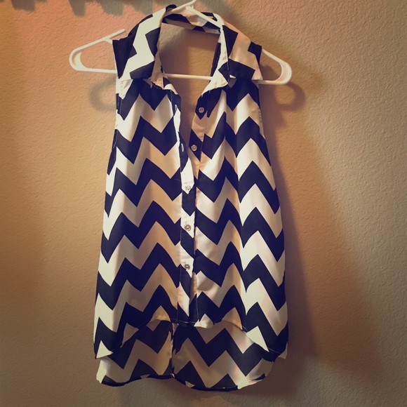 Chevron top