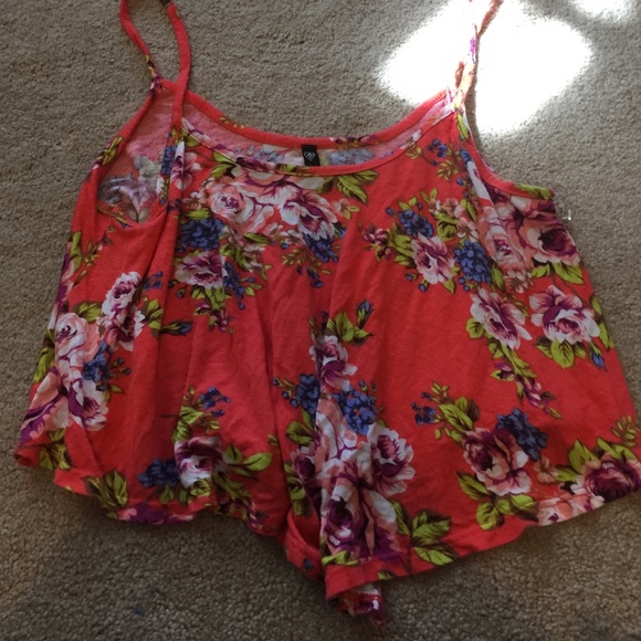Crop top