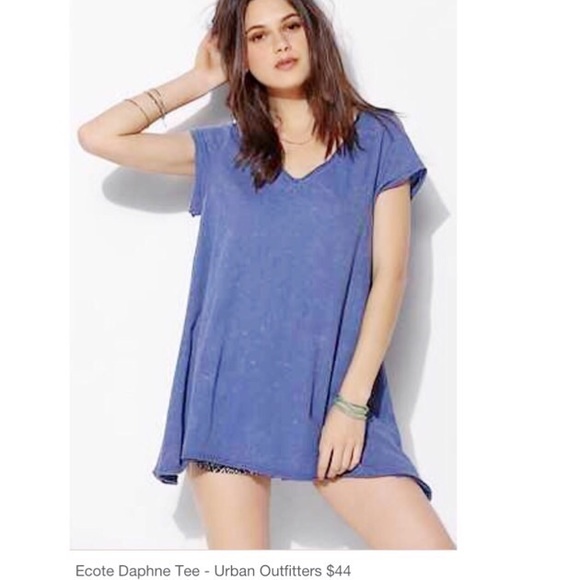 Ecote - Urban Outfitters daphne tee