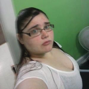 Meet your Posher, Cassandra