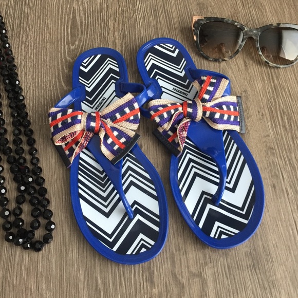 Glam MISSONI blue sandals with large knit bow
