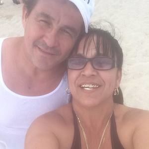 Meet your Posher, Caridad