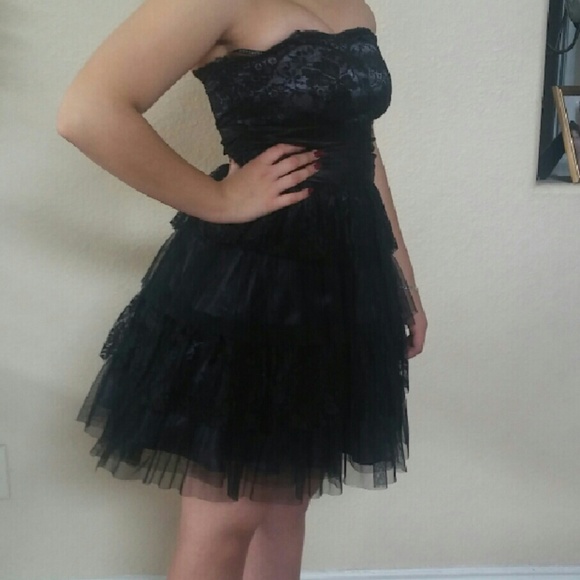 Prom Dress - Picture 3 of 3