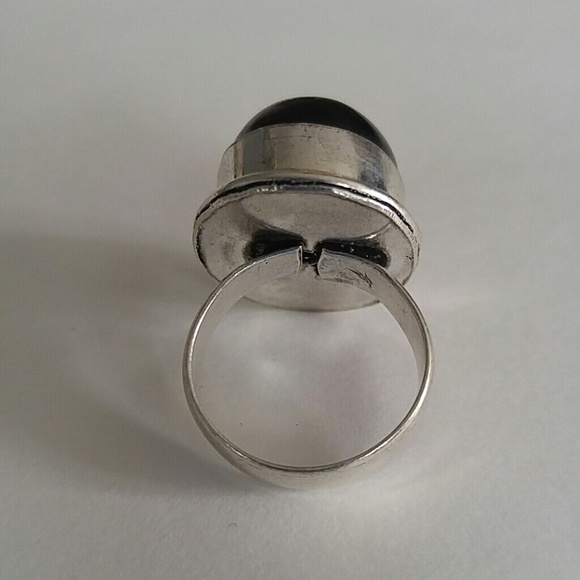 Handmade Onyx Ring - Picture 3 of 4