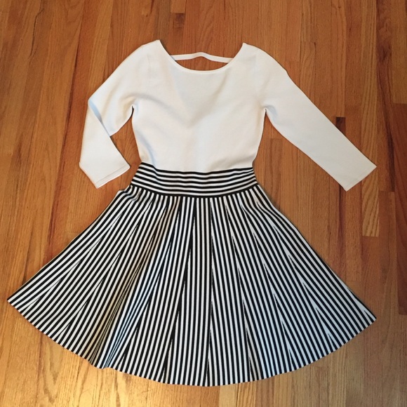 Guess white and black dress