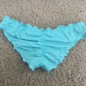 Blue, scrunchy bottoms!