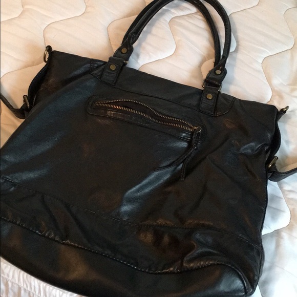 Black chunky purse
