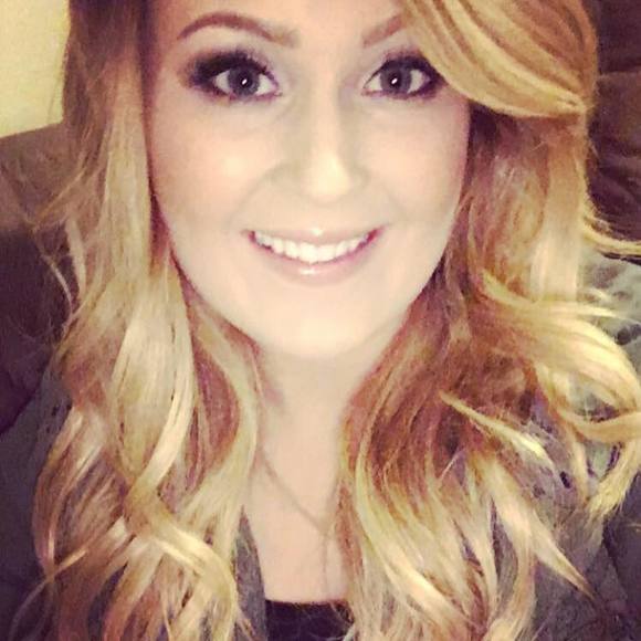 Meet your Posher, Laken