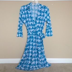 Hounds tooth wrap dress