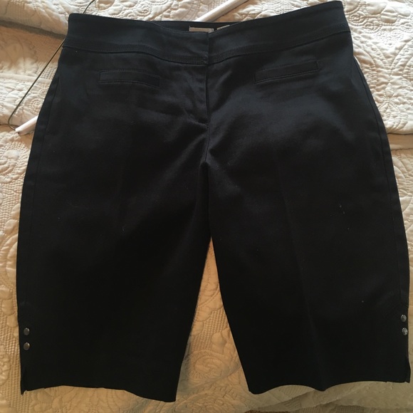 Caché black shorts!!