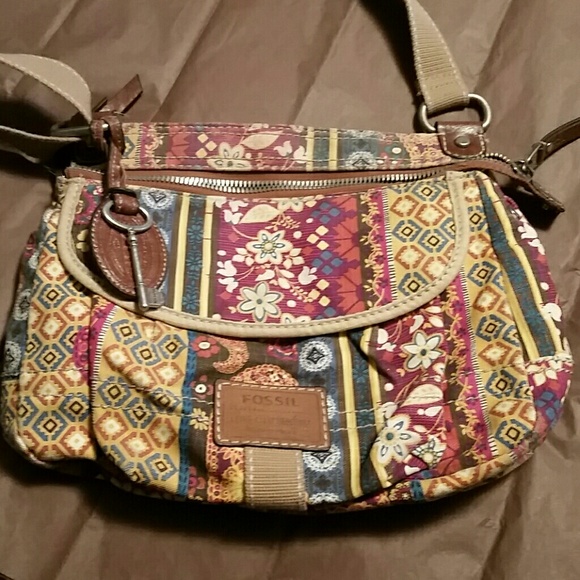 Fossil purse