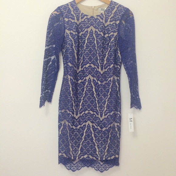 Lace Sheath Dress - Picture 2 of 4