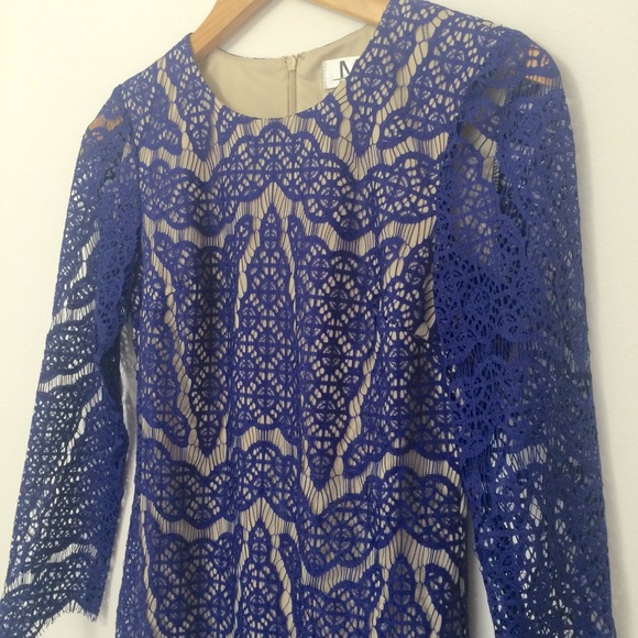 Lace Sheath Dress - Picture 3 of 4