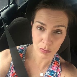 Meet your Posher, Caroline