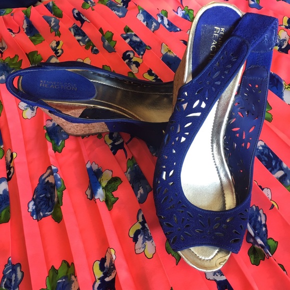 Kenneth Cole Reaction royal blue wedges