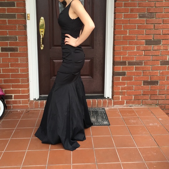 XSCAPE PROM DRESS - Picture 2 of 3