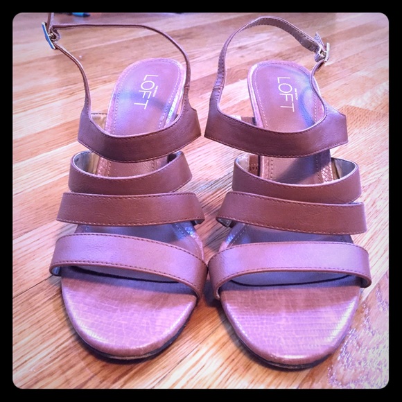 Strappy tan Loft Heels - Picture 1 of 3