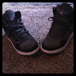Jordan flights size 6.5.