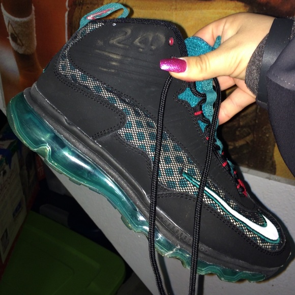 Ken Griffey shoes
